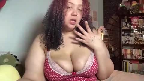 mixxedgoodness222 online show from April 10, 1:27 pm