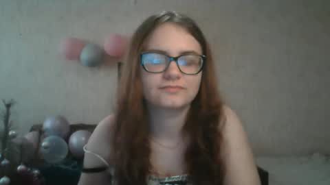 Snapshot of miyabe chatting on March 2, 10:14 am Milana online show from March 2, 10:14 am