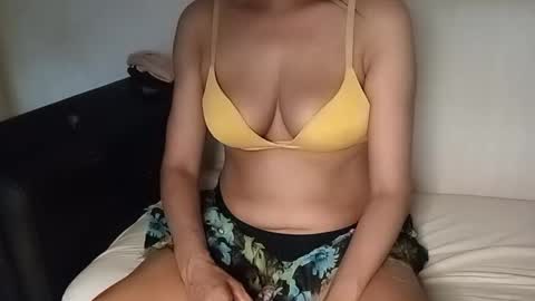 miyawhitexxx online show from March 31, 11:10 am