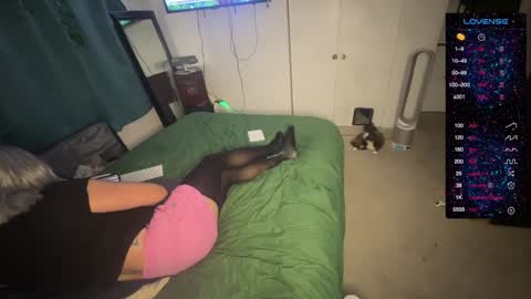 miki loves bbc online show from December 26, 3:31 pm