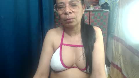 kelly online show from September 25, 7:43 pm