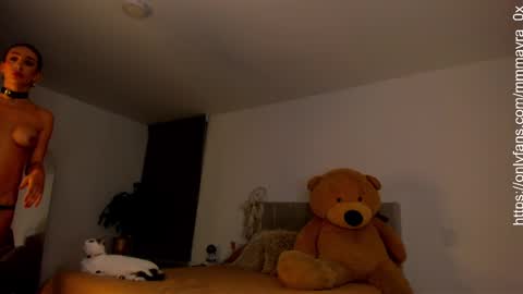 MAYRA   online show from February 11, 1:41 am