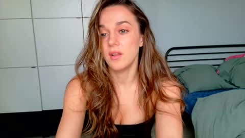 mmminnie online show from March 19, 11:04 am