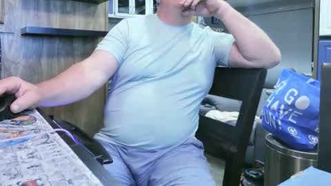 mmmthatsfunnn online show from May 14, 3:27 am