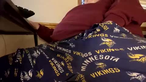 mnguy19726969 online show from April 19, 9:17 pm