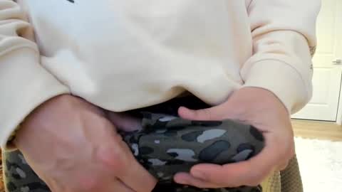 M online show from December 9, 2:56 am