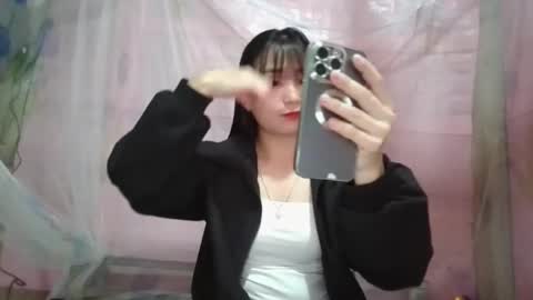 mochisexy11 online show from April 19, 8:15 am