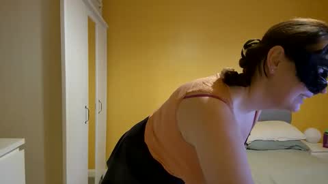 Mockingjay3001 online show from April 22, 4:25 pm