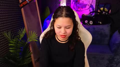 moco_choco online show from November 4, 1:40 am