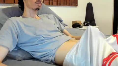 DigBreed online show from March 31, 2:23 am