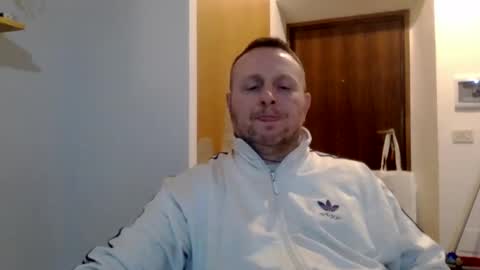 Snapshot of modesto1969 chatting on February 25, 10:09 pm modesto1969 online show from February 25, 10:09 pm