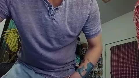 Charles online show from December 3, 7:39 pm