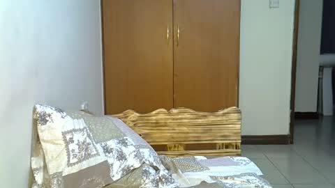 Moh online show from September 28, 6:06 pm