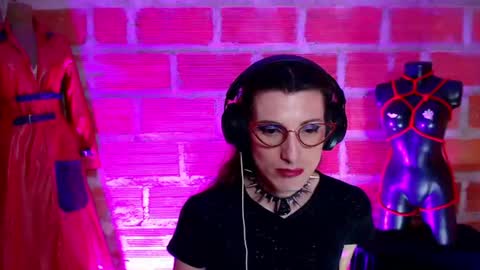 moira_hot online show from July 4, 4:16 am