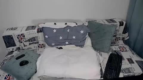 erika online show from October 17, 6:39 am