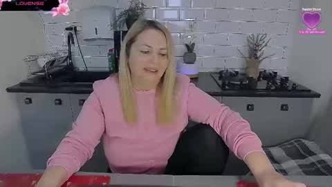 erika online show from January 9, 9:37 am