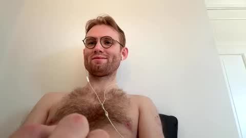 molliter online show from October 30, 1:55 pm