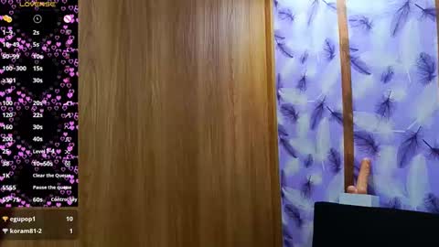 Molly online show from December 5, 9:12 pm