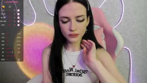 Molly - online show from July 2, 5:12 am