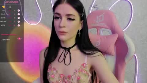 Molly - online show from July 26, 4:10 am