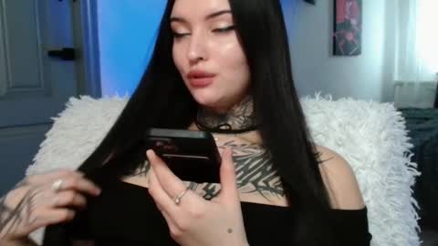 Lina online show from March 3, 9:38 am