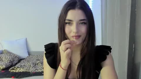 Molly online show from February 7, 2:20 pm