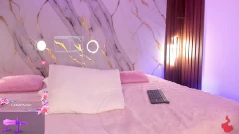 New girl Emily Valentina  Michelle online show from February 19, 12:54 am