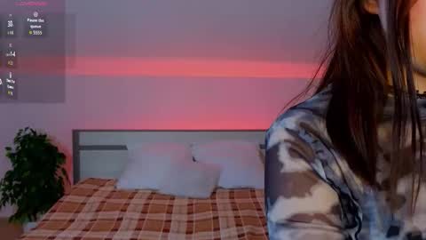 Molly online show from March 23, 10:42 am