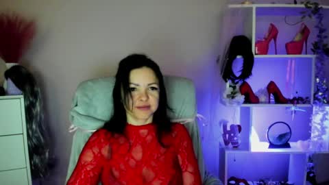 Molly online show from April 20, 6:27 am