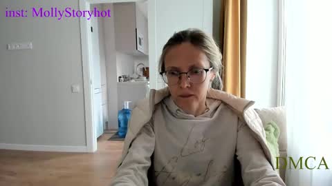 AngelMomm online show from April 22, 6:53 am