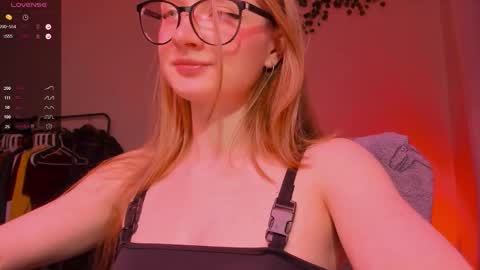 mollytucker online show from October 28, 3:13 pm