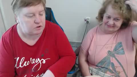 Mommy99X online show from February 5, 9:13 am