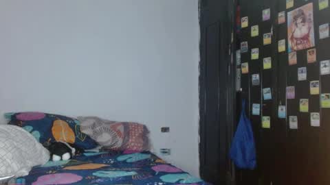 Mommy  online show from April 9, 3:10 am