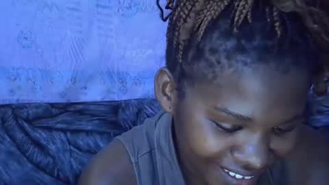 momsdoll online show from January 12, 7:48 am