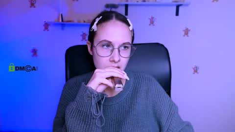 Mona  online show from January 13, 8:38 pm