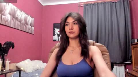 Monica online show from October 28, 10:33 pm