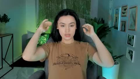 monica online show from February 22, 12:03 am