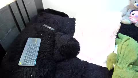 monicaharrison online show from April 18, 6:10 pm