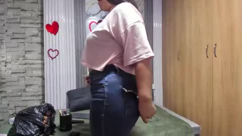 monickhot303av online show from February 15, 11:42 am