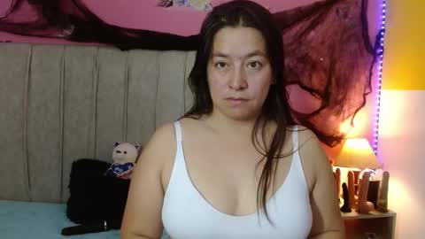 Snapshot of monickhot303av chatting on October 30, 4:24 am monickhot303av online show from October 30, 4:24 am