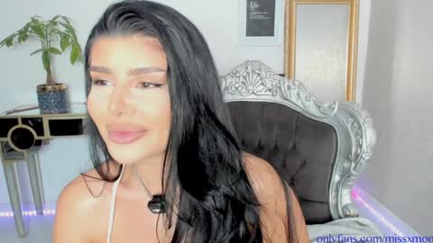 Alessia online show from October 3, 9:45 pm