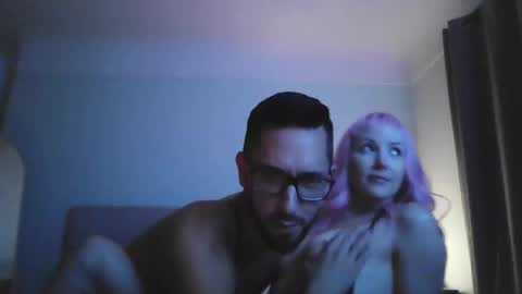 monkeyandroy online show from November 15, 6:37 am