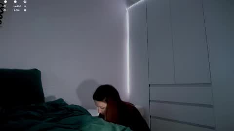 Mary online show from November 14, 8:27 am