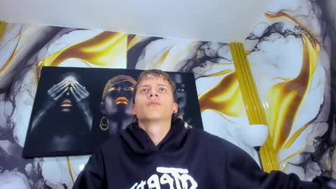 mono_blonde online show from June 5, 11:48 am