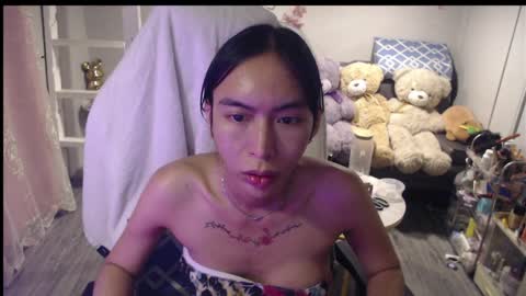 ELYSE A SIMPLE GIRL online show from April 10, 1:27 pm