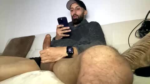 montii90 online show from October 2, 6:50 pm