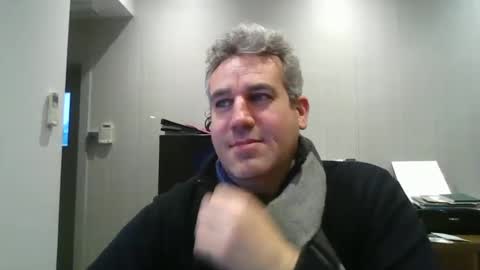 Monty G online show from December 5, 2:06 pm