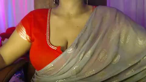 Snapshot of moody_maya chatting on October 11, 12:32 pm Maya online show from October 11, 12:32 pm