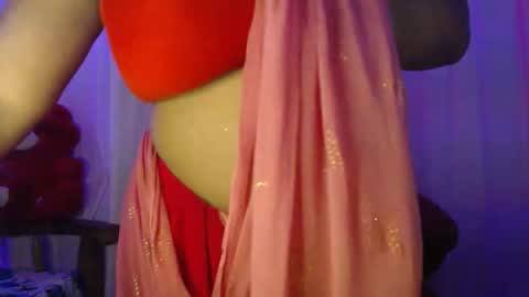 Snapshot of moody_maya chatting on September 25, 1:40 pm Maya online show from September 25, 1:40 pm