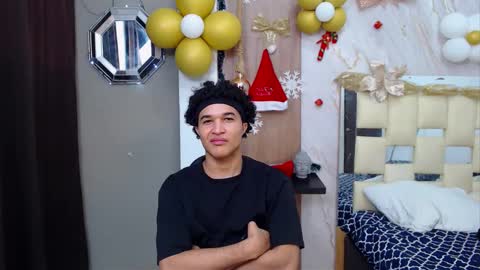 moon_and_fire_ online show from November 20, 6:01 am